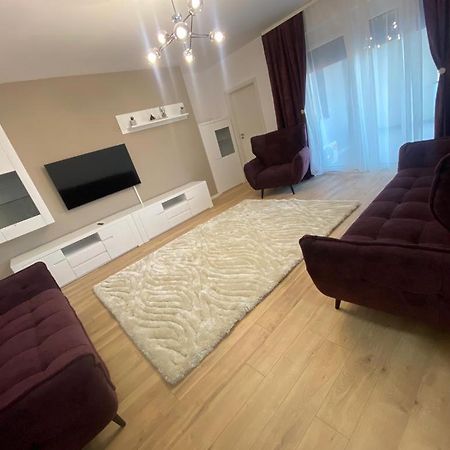 Dreamhill1 Appartement Oradea Buitenkant foto