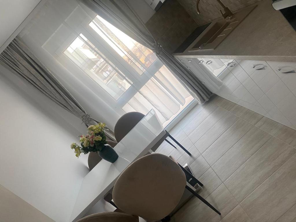 Dreamhill1 Appartement Oradea Buitenkant foto
